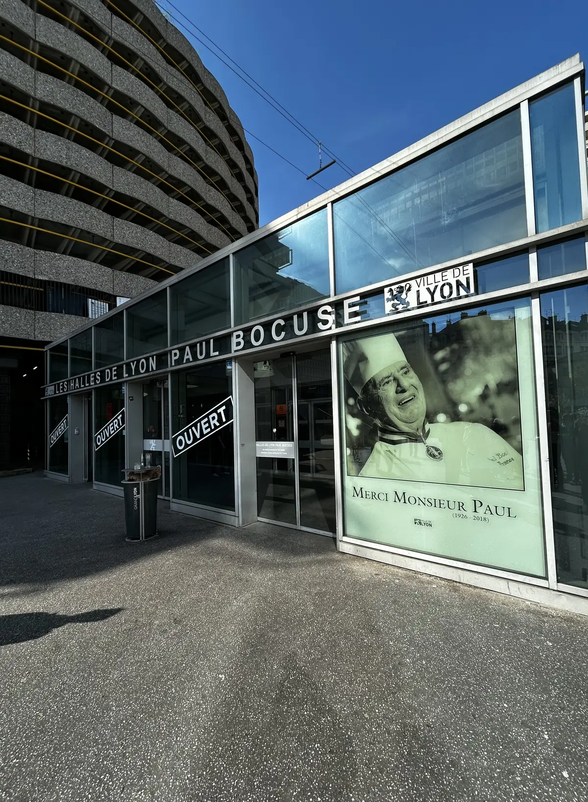 Les Halles de Lyon Paul Bocuse（ポール・ボキューズ市場）