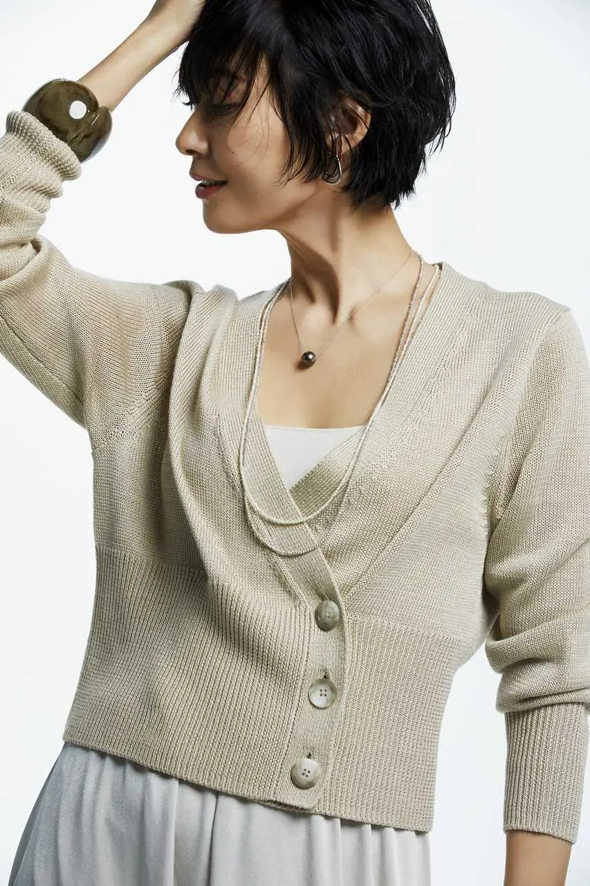 「NEMIKA×T.」カーディガンとワンピース