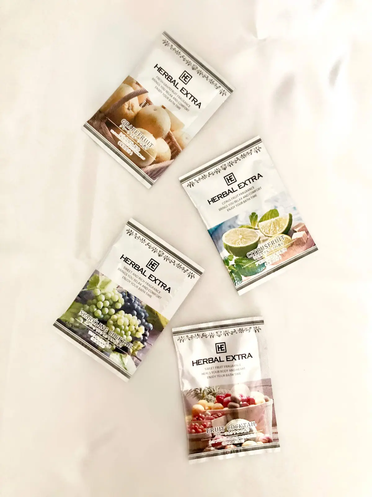 株式会社フィード「HARBAL EXTRA（ハーバルエクストラ）」の入浴剤。グレープフルーツの香り入浴剤。シトラスフルーツの香り入浴剤。スパークリングカクテルの香り入浴剤。フルーツカクテルの香り入浴剤。フルーツ系の香り入浴剤。保湿入浴剤。