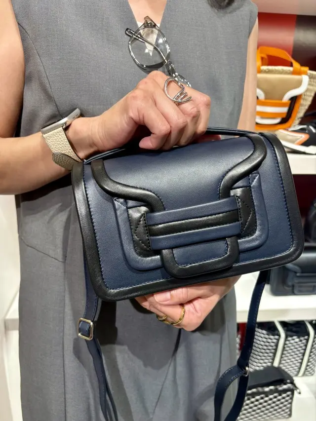 ピエールアルディアルファバッグ