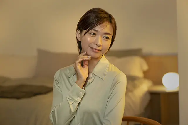 お風呂から上がって髪を乾かし、スキンケアも万全。あとはベッドへ行くだけ！