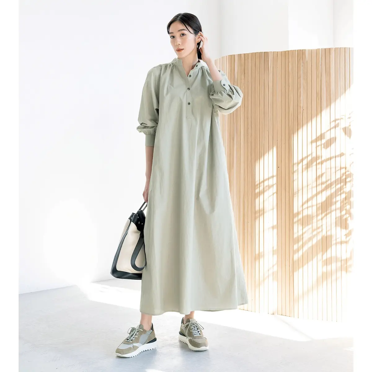 E by eclat バンドカラーギャザーワンピース