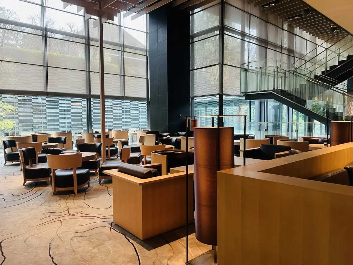 ラウンジ「ORIGAMI」