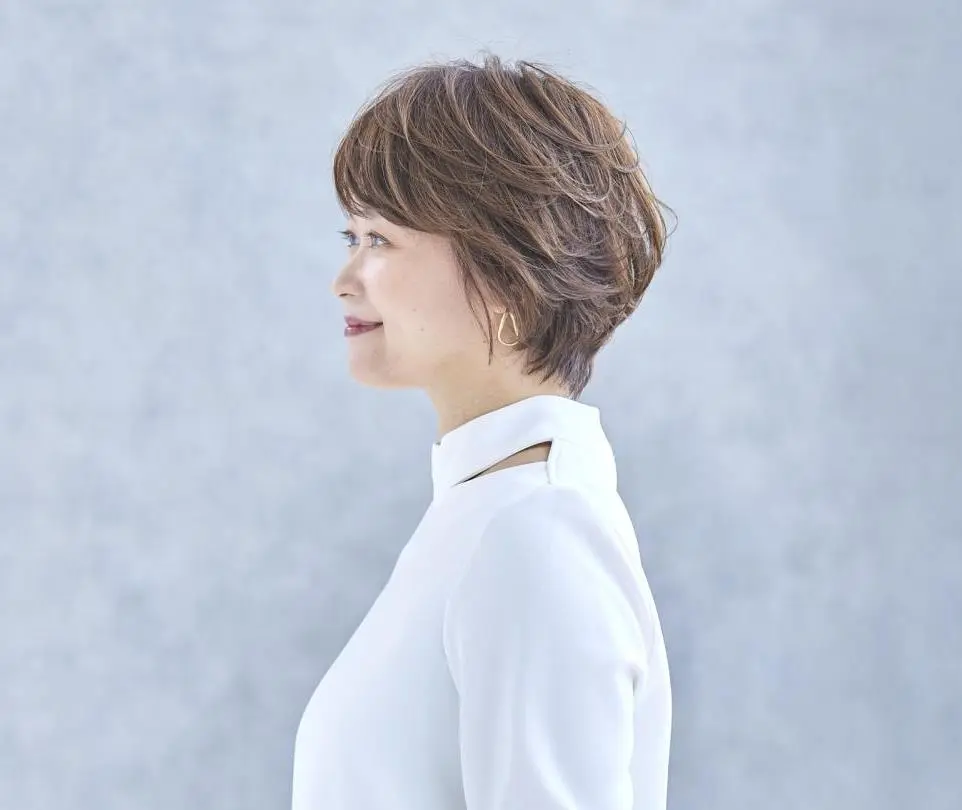 OurAge×Webエクラ  横から見たショートボブ　ヘアスタイル