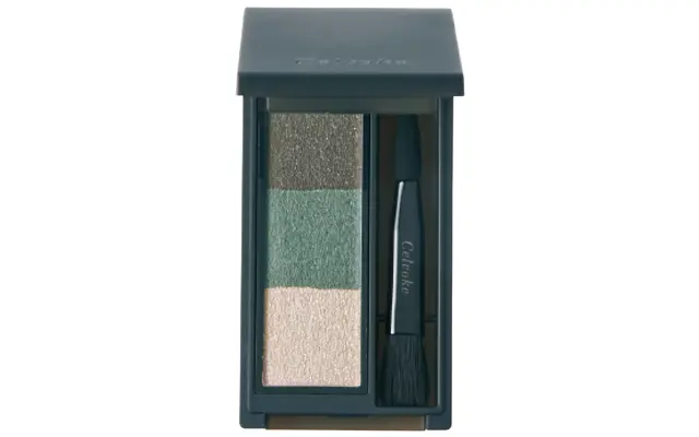 インディケイト アイブロウパウダー 04 ￥3,500／セルヴォーク