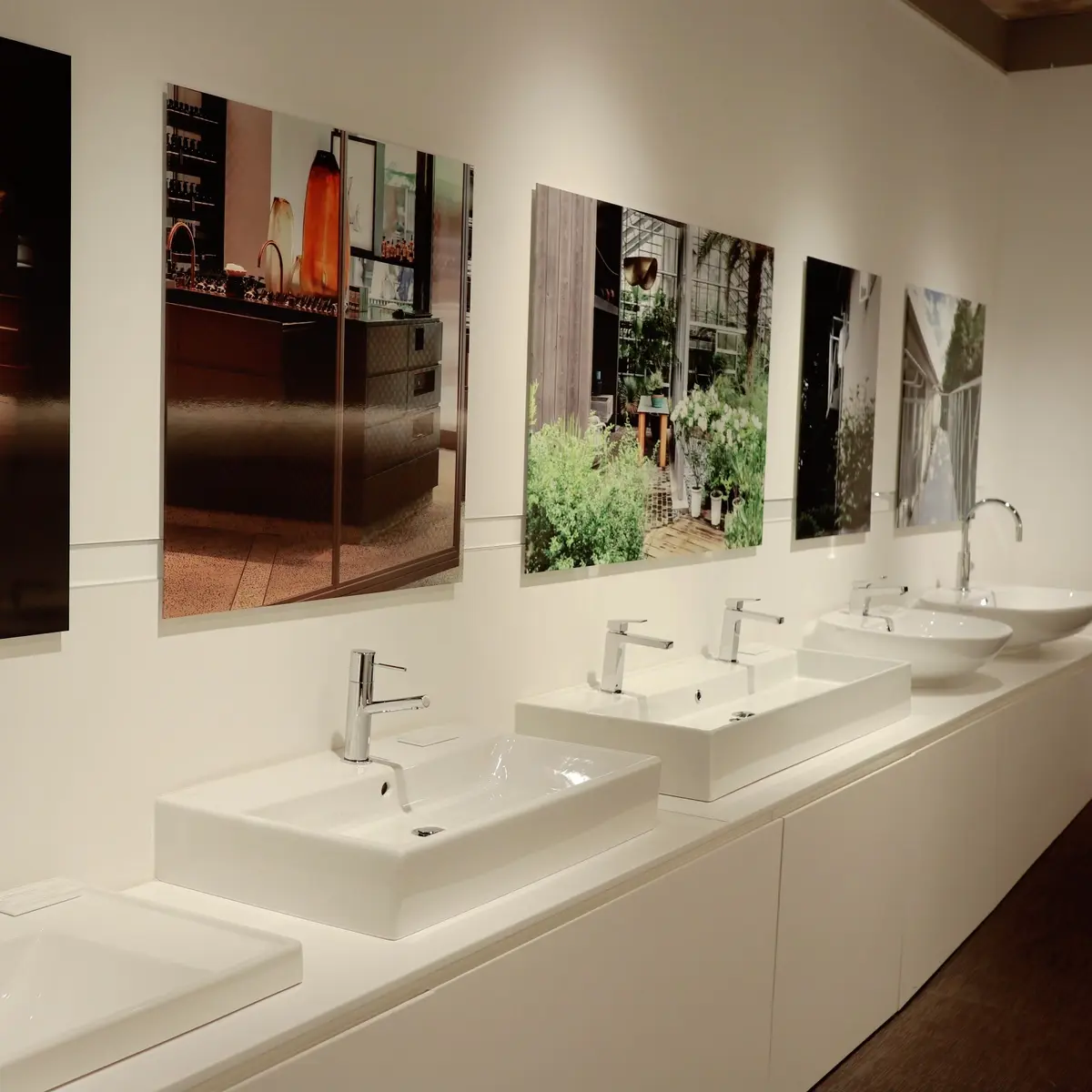 ショールーム　洗面器