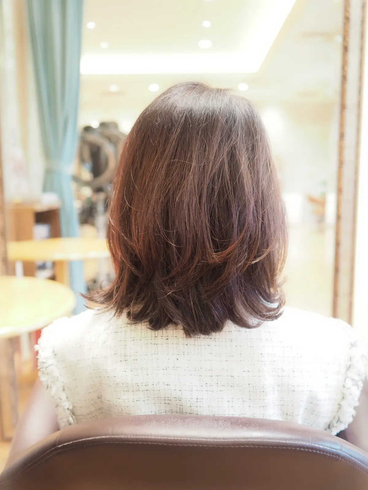 【50代ヘアスタイル】シースルーバング×の画像_3