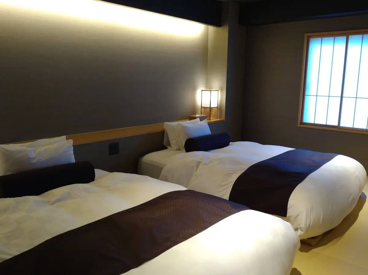 和空　成田山門前