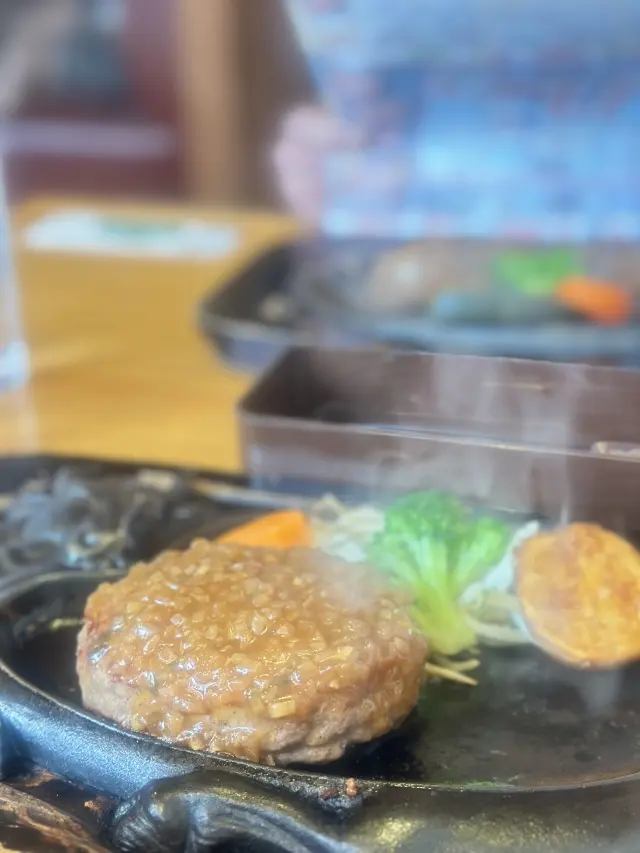 富士山本宮浅間大社 × ユニクロのジョガの画像_9