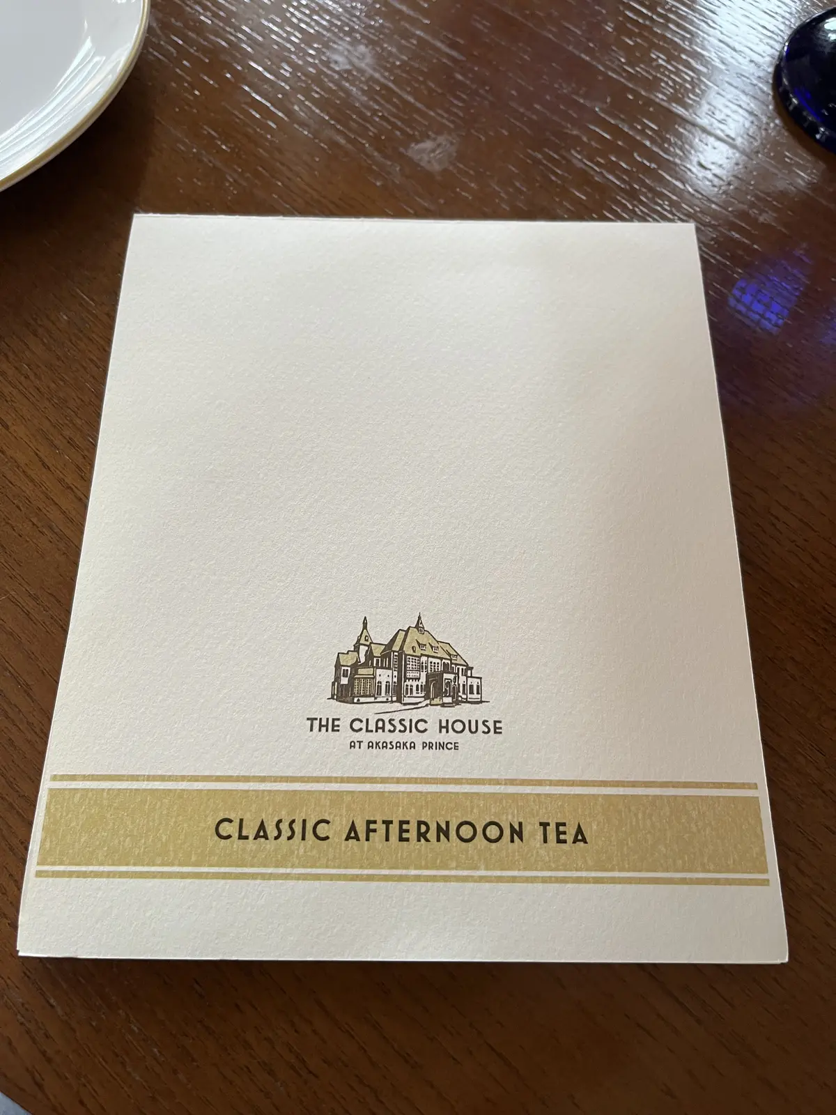 バラとアフタヌーンティーを楽しみにお気にの画像_15