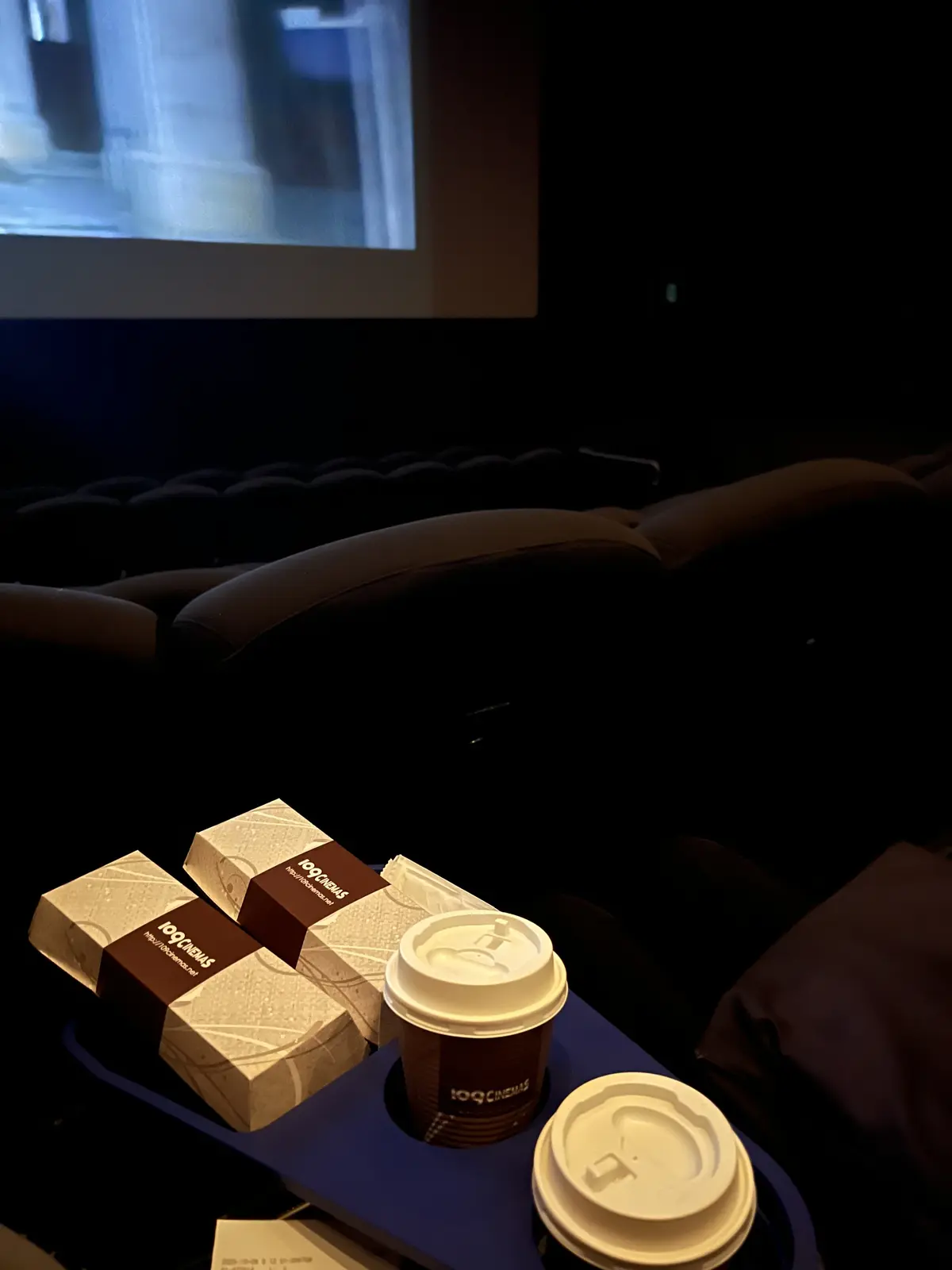 読書の秋、映画鑑賞の秋、そしてファッショの画像_4