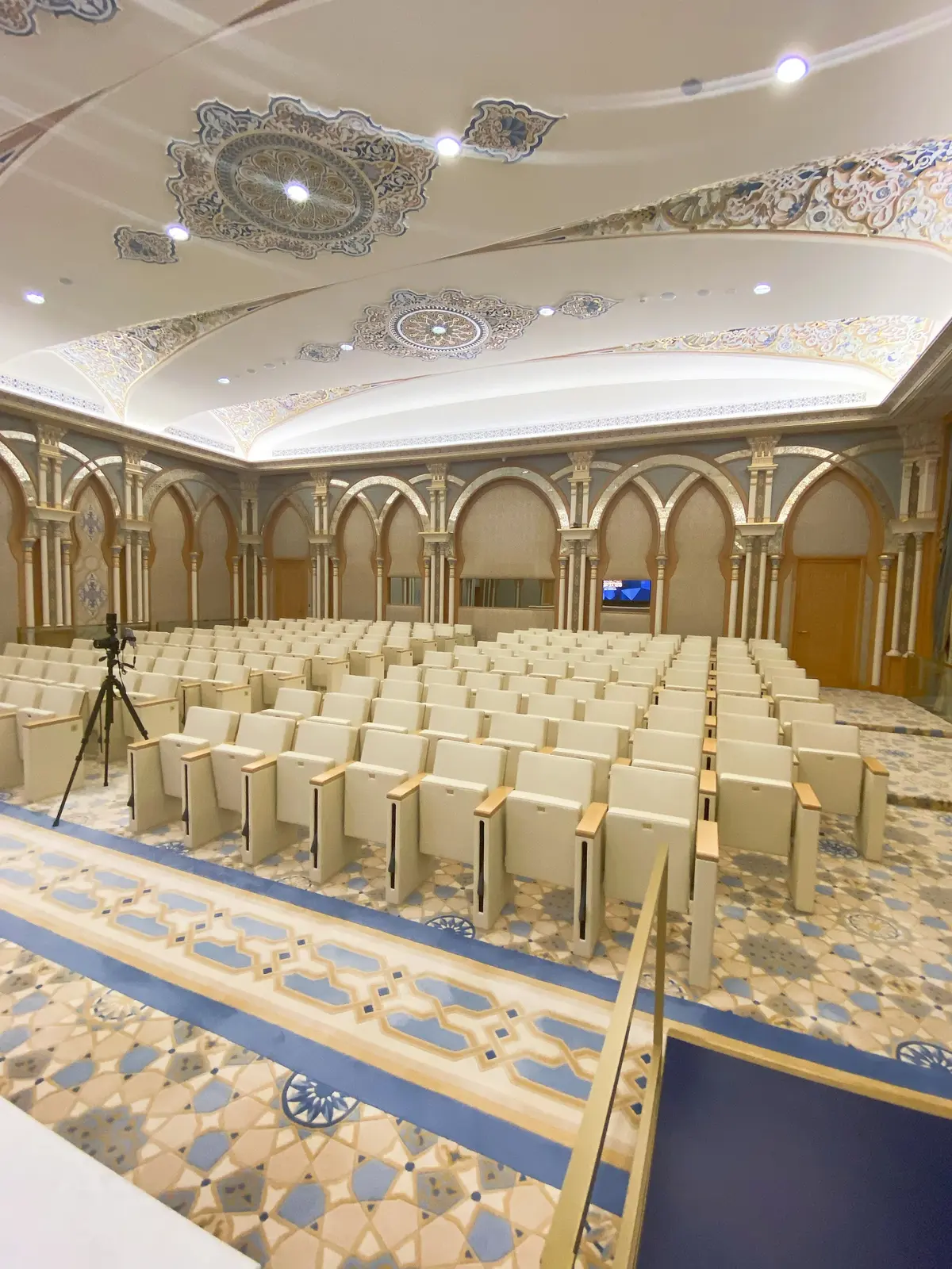 UAE(アラブ首長国連邦)大統領官邸へ。の画像_8