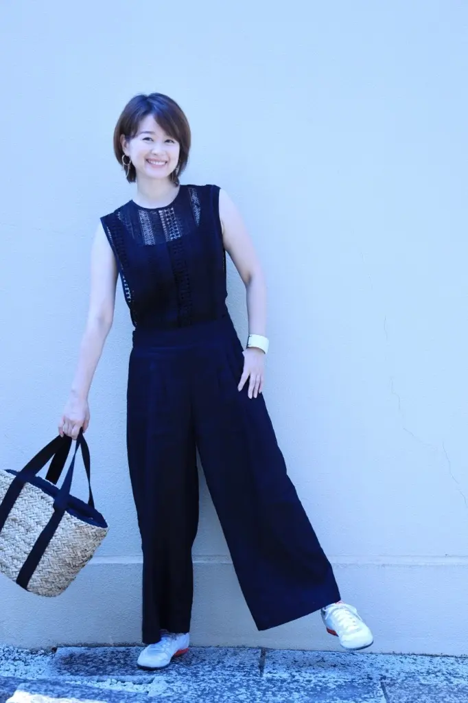 オールマイティーに使える黒のオールインワの画像_1