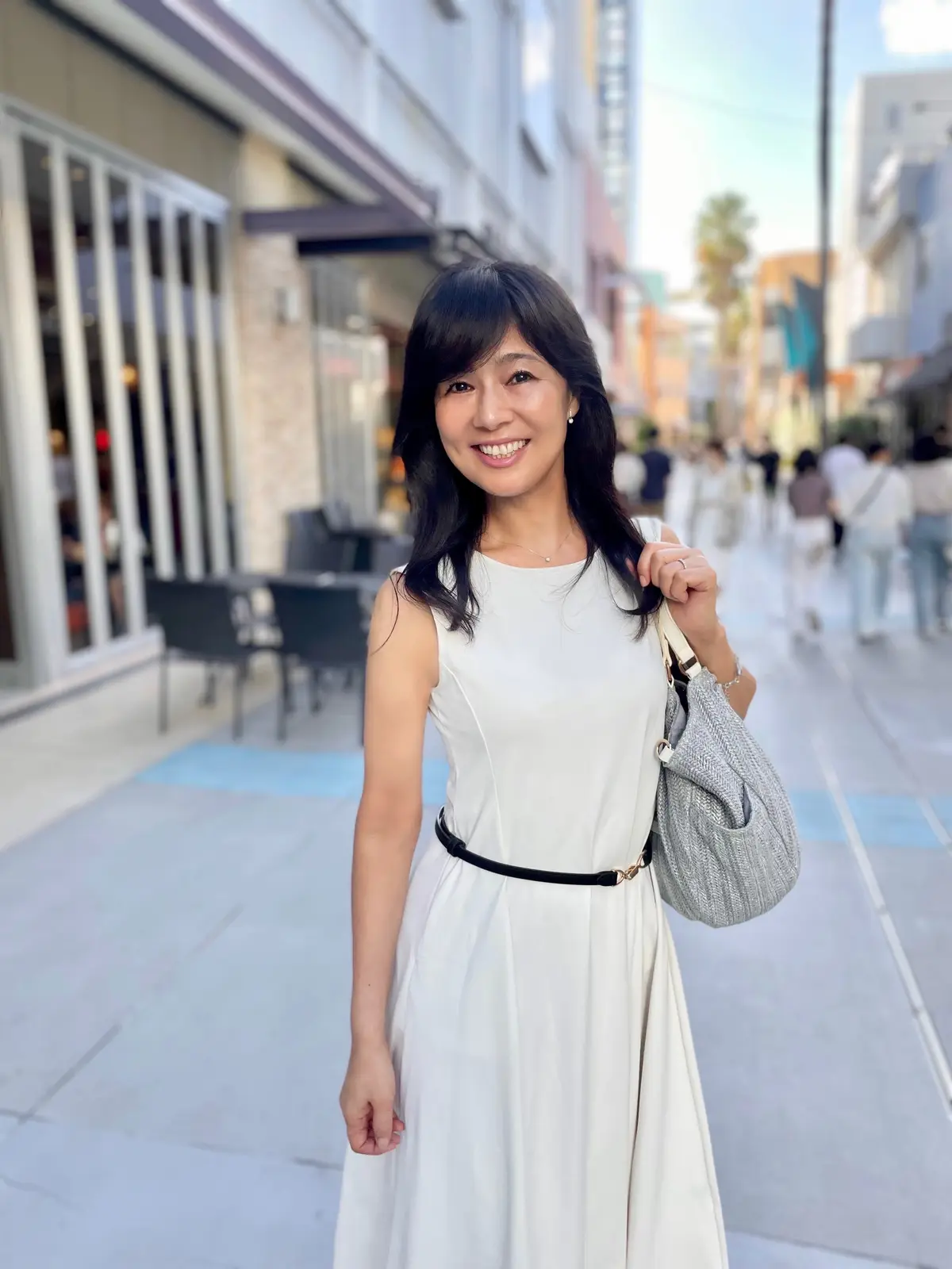 バッグ、MICHEL KLEIN、ミッシェルクラン、サンダル、ピッティ、pitti、ワンピース、UNIQLO、ユニクロ 、ベルト、GU、ジーユー、ブレスレット、バングル、プールスタジオオリバー、poolstudio alivier、白、白ワンピース、ワンピース、ワンピ、白ワンピ、モノトーン、モノトーンコーデ、夏コーデ、夏ワンピース、夏ワンピ、夏服、夏服コーデ