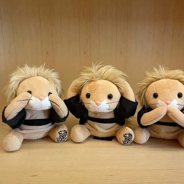 東照宮の「見ざる」「聞かざる」「言わざる」の“三猿”モチーフのリッツライオン