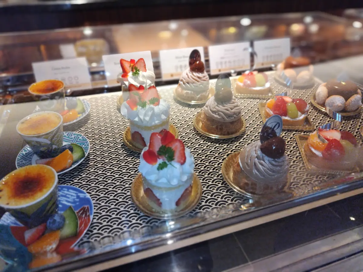 THE HOTEL SANRAKU KANAZAWA（ザ ホテル山楽 金沢）ティータイム　ホテルスィーツ