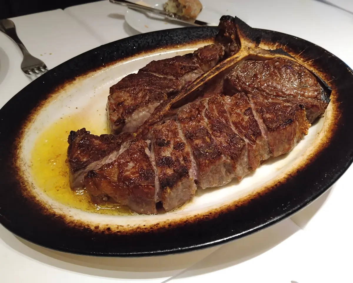 Ｔボーンステーキ