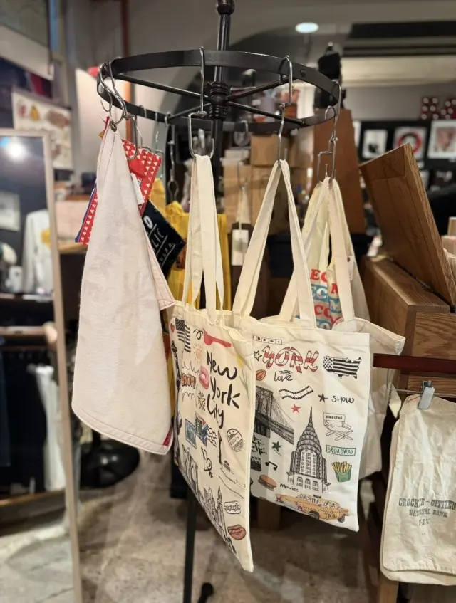 大好きなニット帽で秋コーデ、神戸の魅力あの画像_8