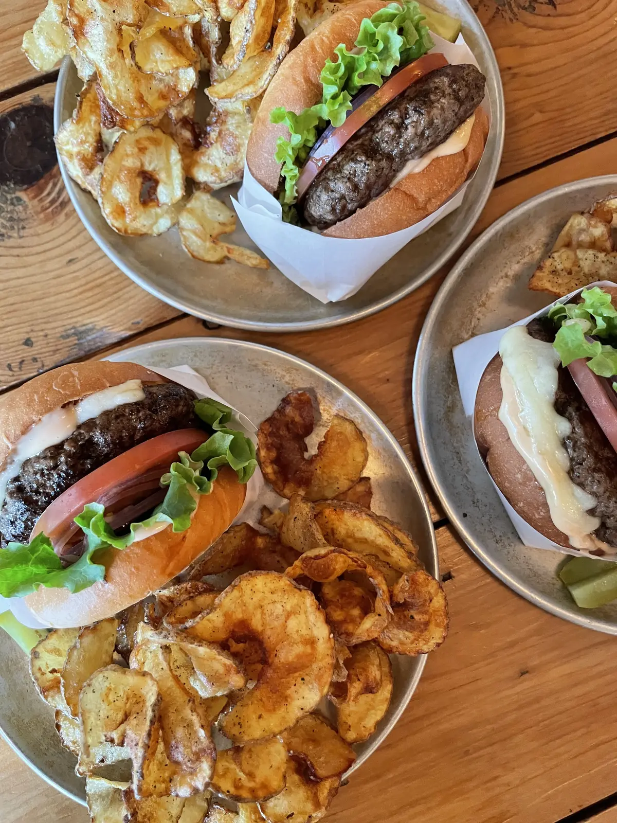 スウェットで春のカジュアルコーデの画像_7