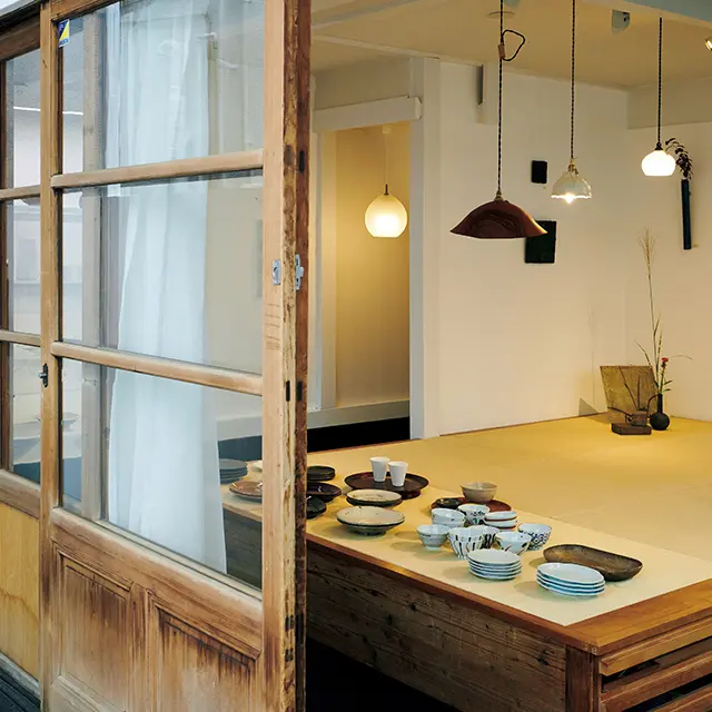 東京・青山に移転オープンした人気店「うつわ楓」