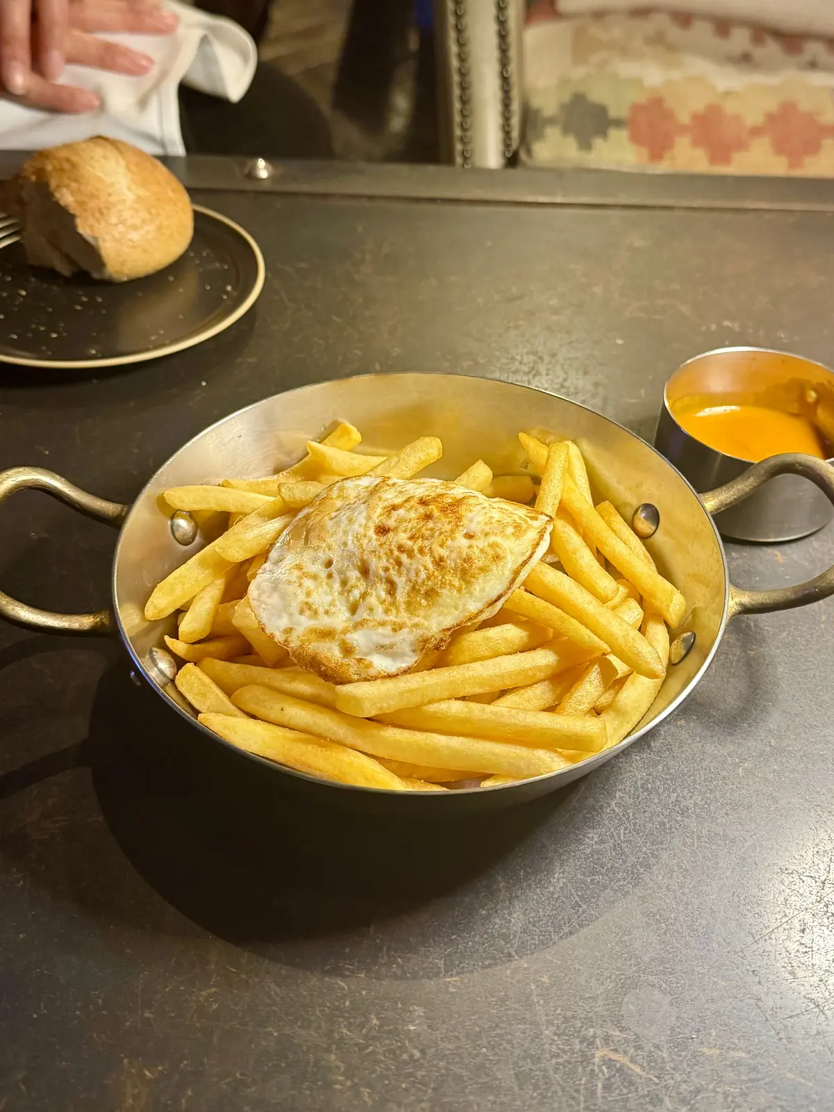 お気に入りのスカートで銀座へ。「L’atの画像_7