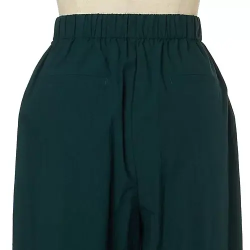 富岡佳子さんが着こなす「E by éclの画像_10