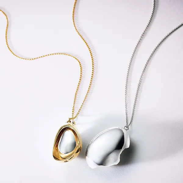 一点投入で洗練の胸もとに“大ぶり＆個性派の画像_3