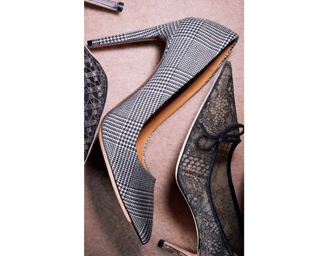 彫刻的なシルエットが美しい。 （10）￥89,100／ラルフ ローレン