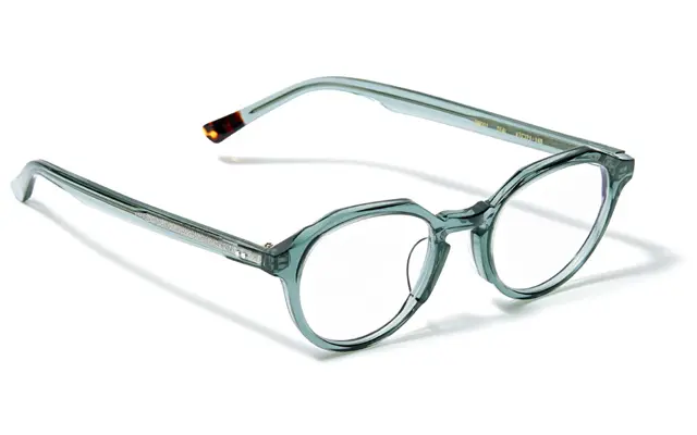 メガネ「BM001」￥33,000／ブラン