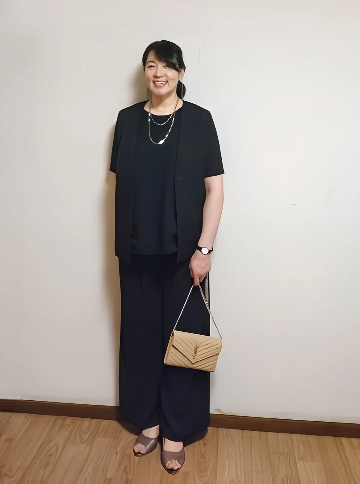 祝賀会ブラックコーデ