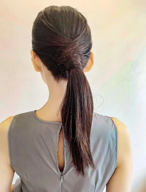 ローポニー　ヘアスタイル