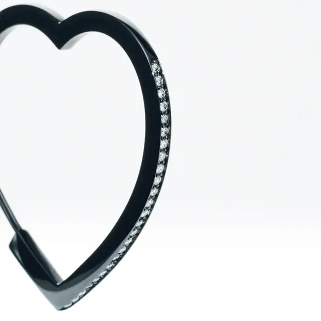 レポシのフープピアス