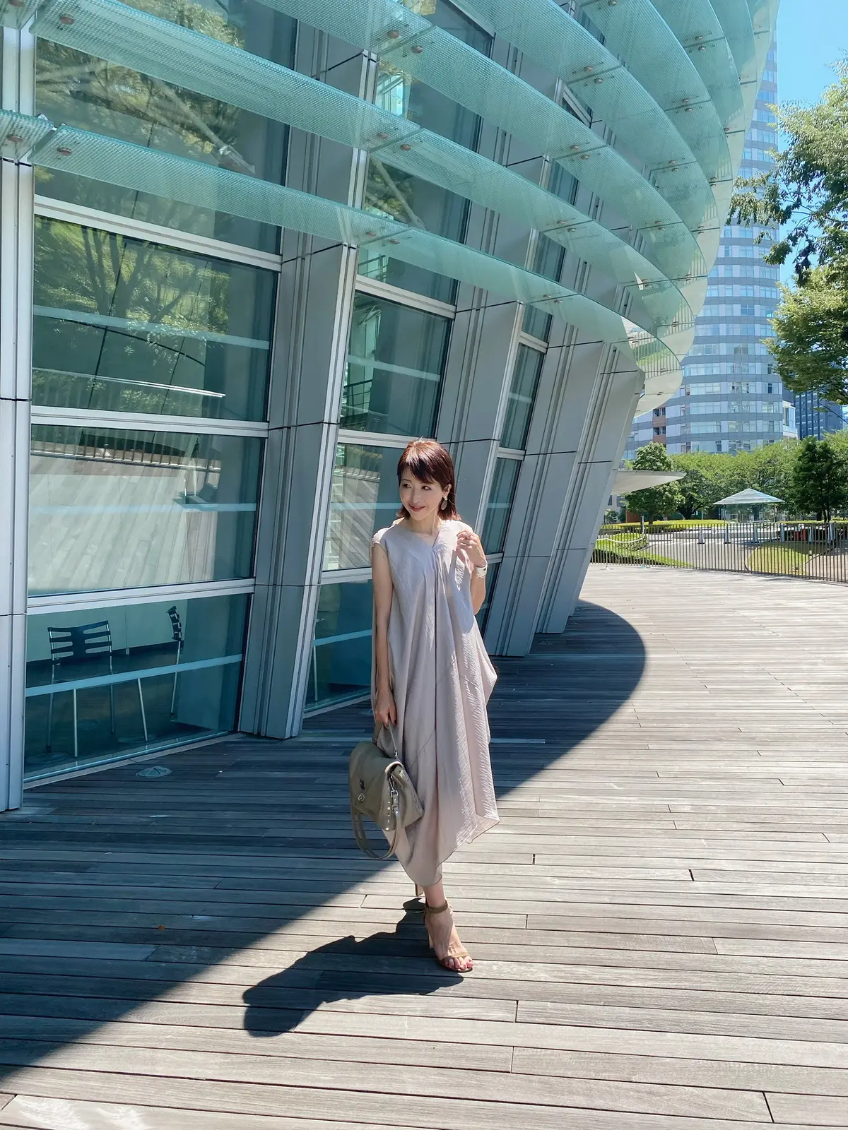 大のお気に入りワンピで国立新美術館への画像_6