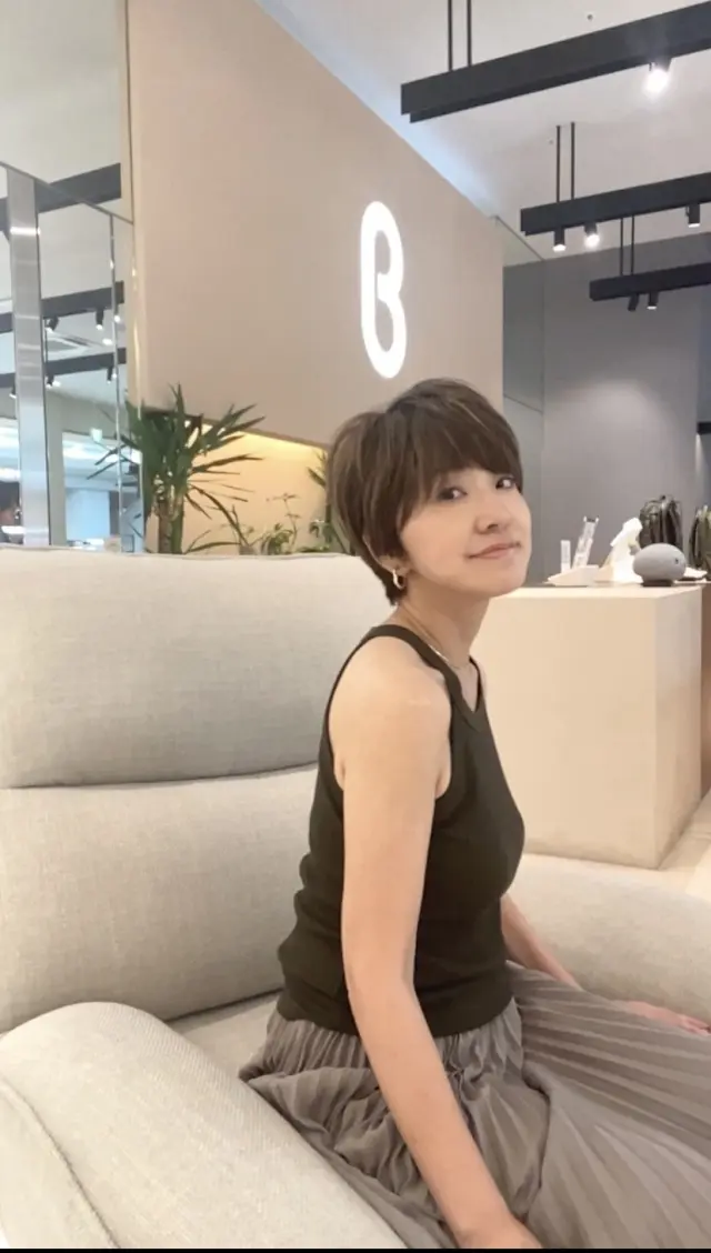 ユニクロで大人気のホルダーネックのタンクの画像_2