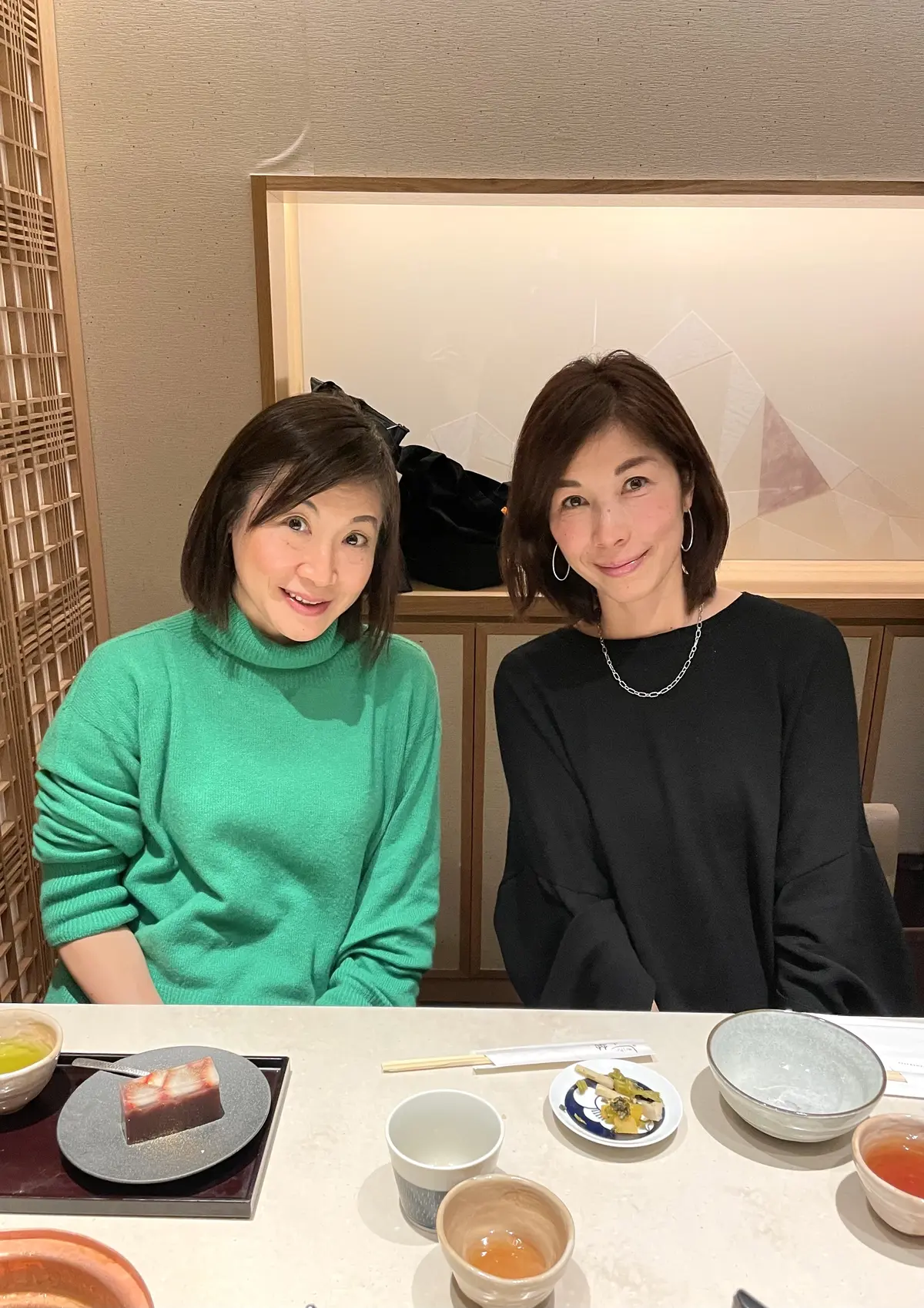 ZARAのエコレザーパンツで季節の変わりの画像_3