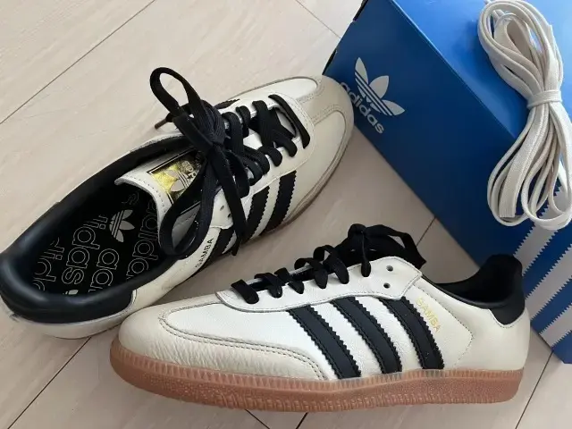 アディダス サンバ１