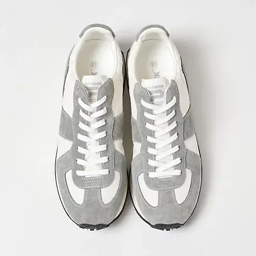 きれいめ派のおしゃれに効く！ 白スニーカの画像_3