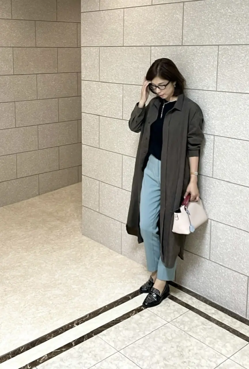 ワントーンコーデで伊達メガネを新調にの画像_3