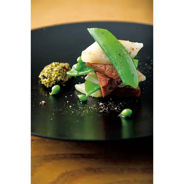 「すぐきと牛肉の香り炒め」は素材ごとに炒め、それぞれのうま味や香りをきわだたせている