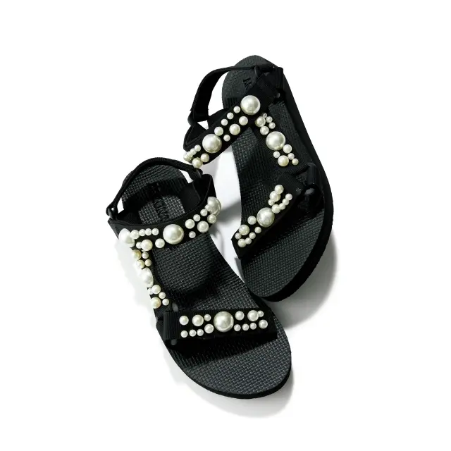 マルティニーク ルコント ルミネ有楽町店（アリゾナ ラブ）