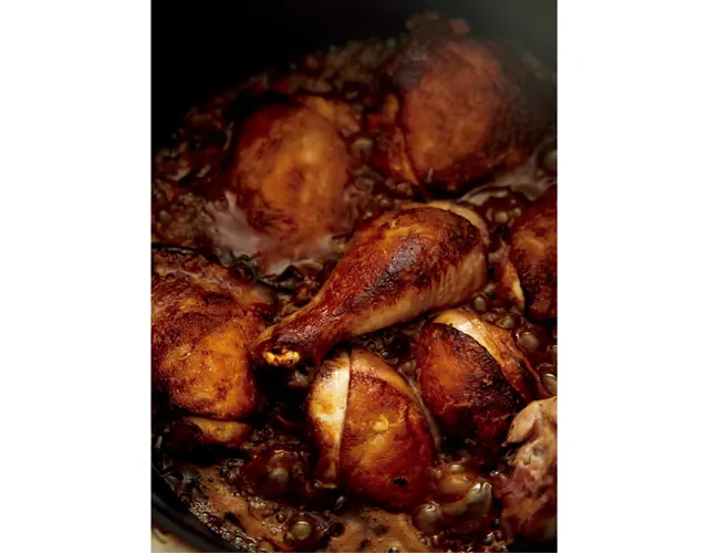 煮詰めることで、 うま味、香りを凝縮