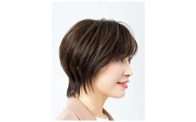 横から見たヘアスタイル