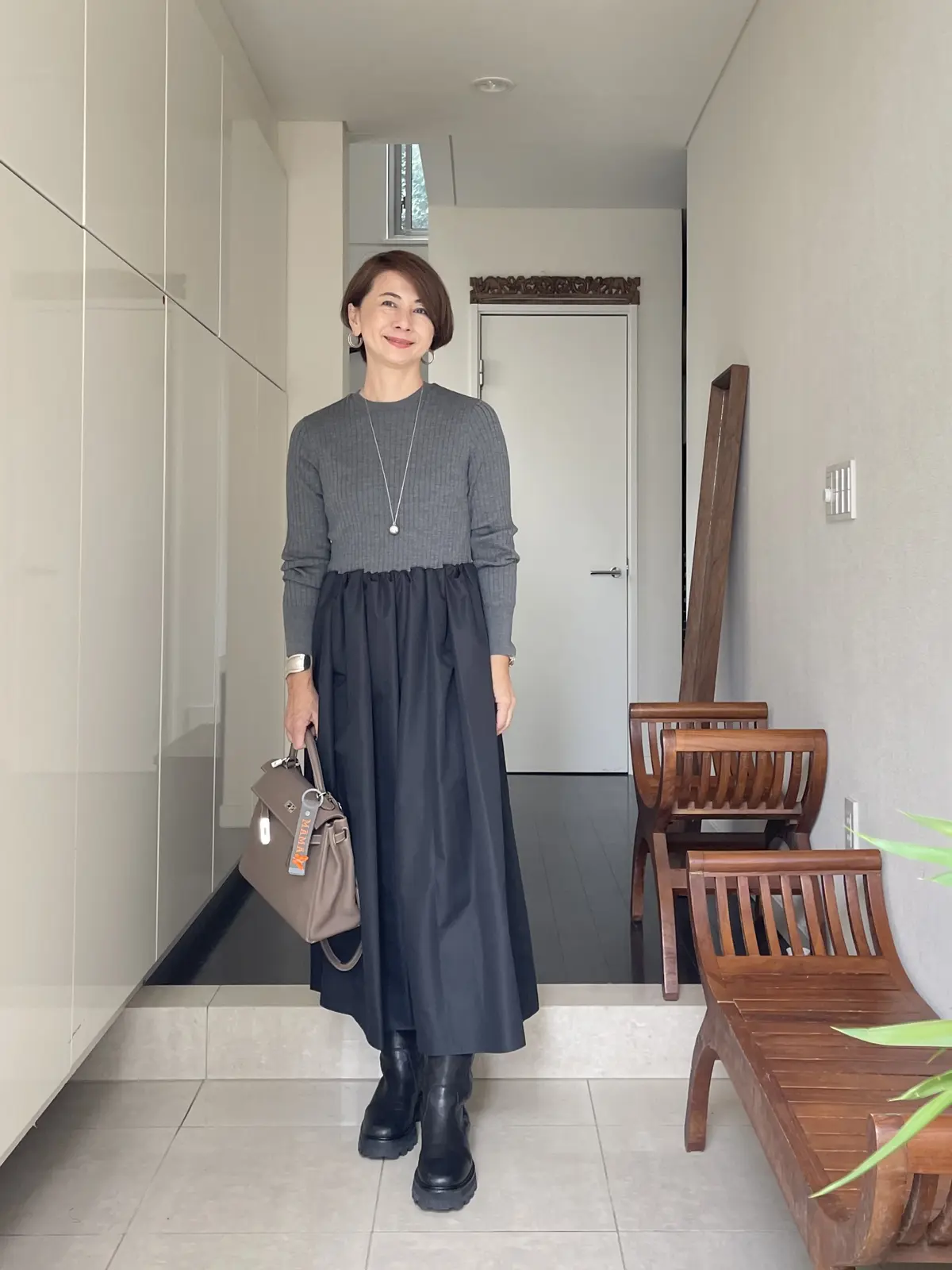 リブニットドッキングワンピースを着回しの画像_1