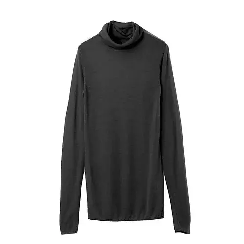 一枚で、レイヤードで。旬スタイリングのマの画像_11