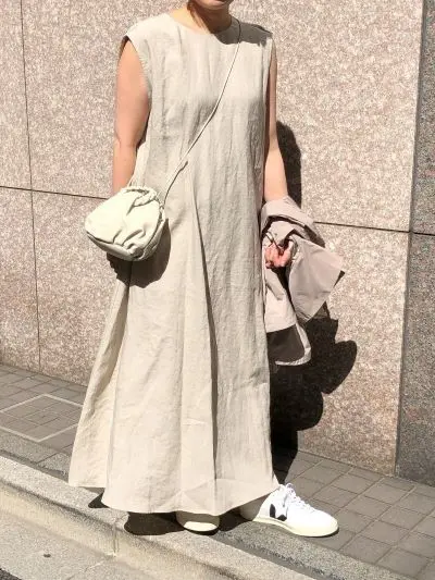 E by eclat リネンマキシワンピース ￥22,000