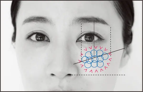 チークが浮いて見えない？　チークの“ここの画像_2