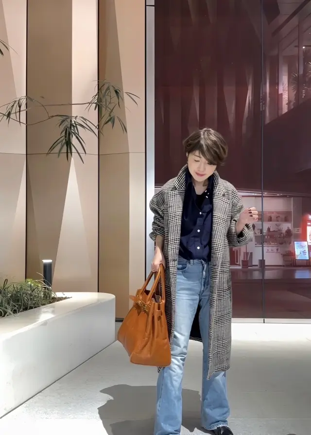 こなれ感を意識した初冬の装い。の画像_1