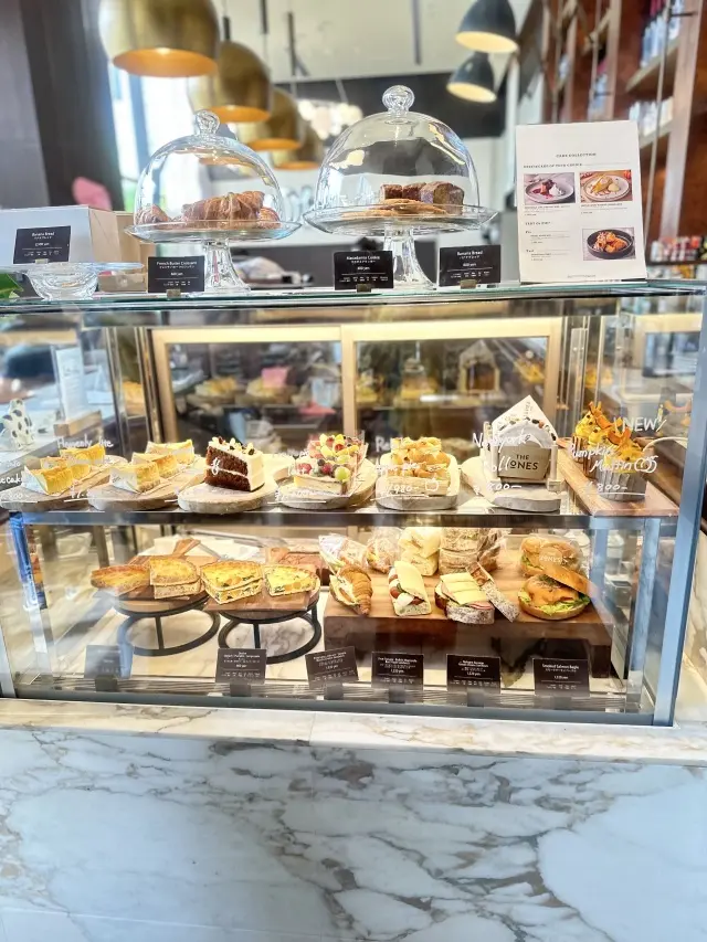 西新宿で秋のおしゃれ時間の画像_3