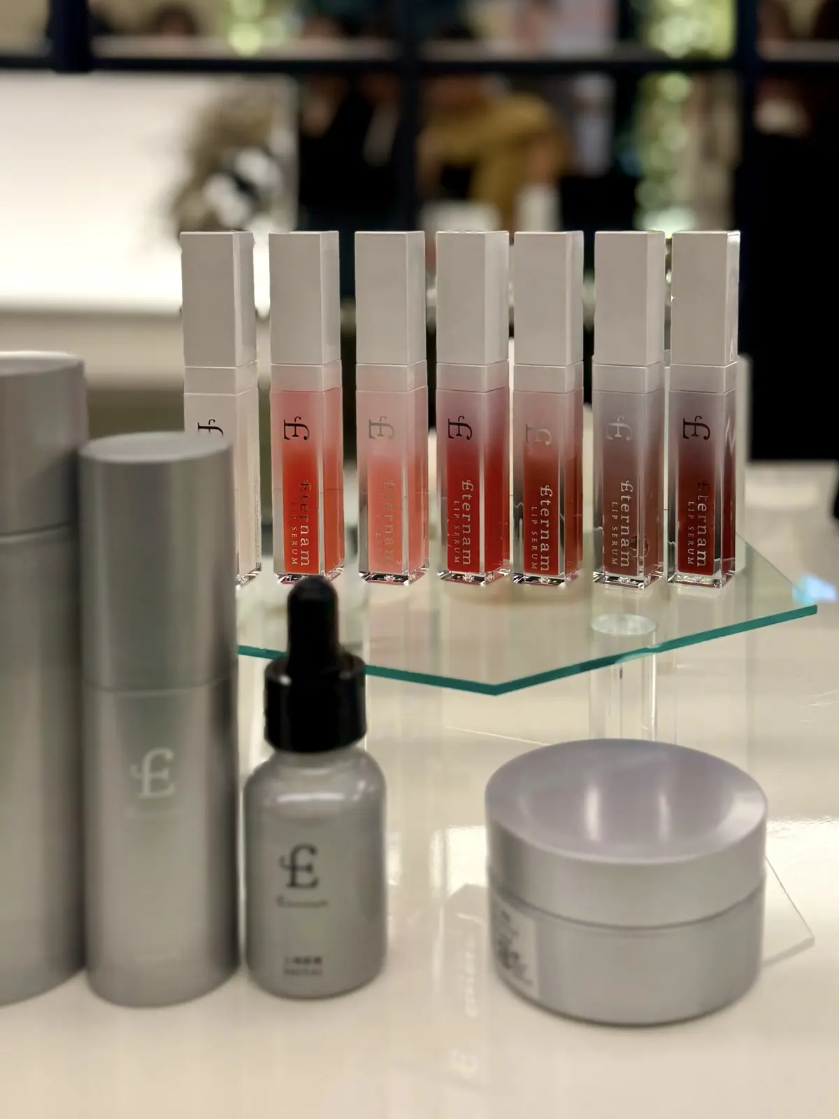 ソワレ・ドゥ・エクラ 　エテルナム　再生医療　幹細胞　臍帯由来　リップセラム　体験ブース