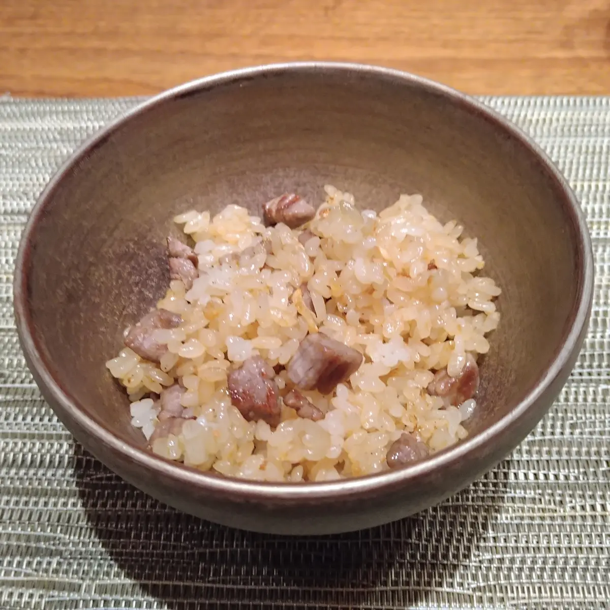 ガーリックステーキライス